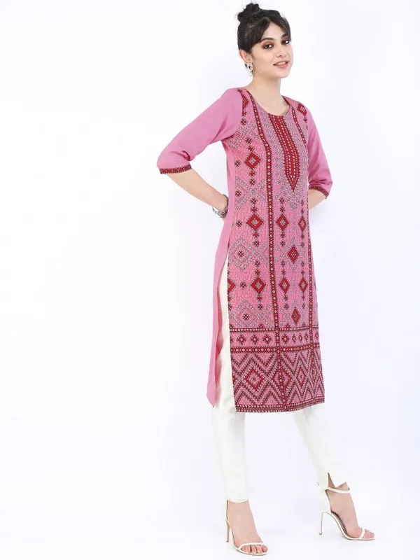  Ketch Women Peach Printed Straight Kurtas