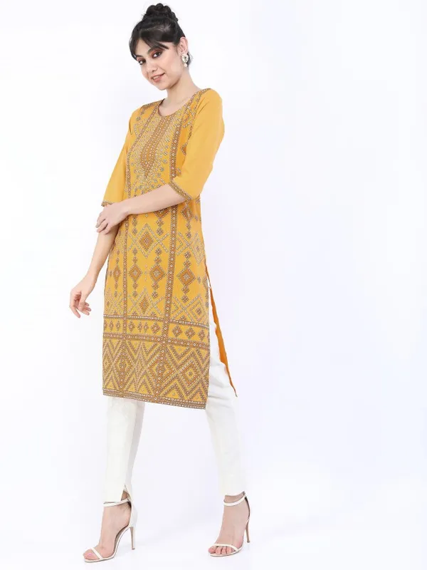  Ketch Women Gold Printed Straight Kurtas