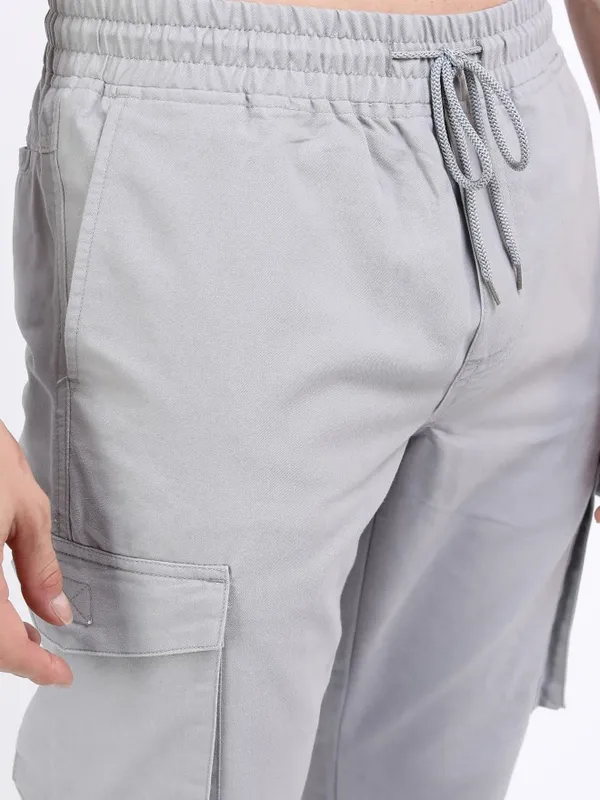  Highlander Men Green Regular Fit Solid Casual Trousers