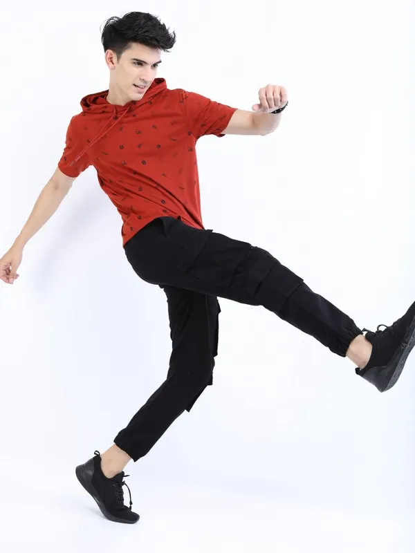  Highlander Men Black Regular Fit Solid Casual Trousers