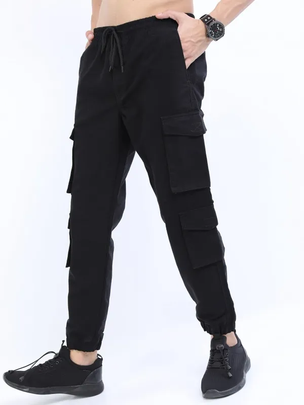  Highlander Men Black Regular Fit Solid Casual Trousers