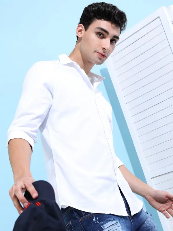  Ketch Men White Solid Slim Fit Casual Shirts