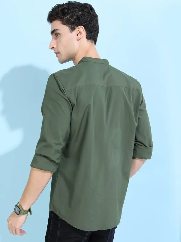  Ketch Men Green Solid Slim Fit Casual Shirts