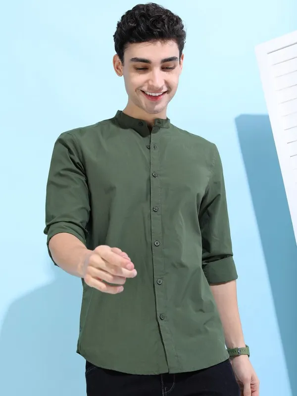  Ketch Men Green Solid Slim Fit Casual Shirts