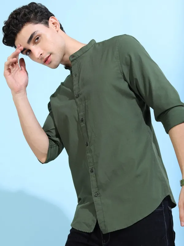  Ketch Men Green Solid Slim Fit Casual Shirts