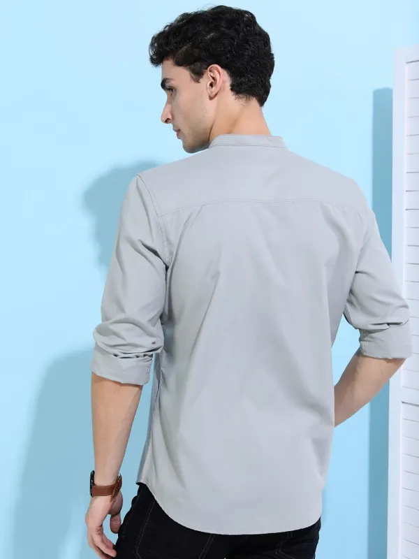  Ketch Men Grey Solid Slim Fit Casual Shirts