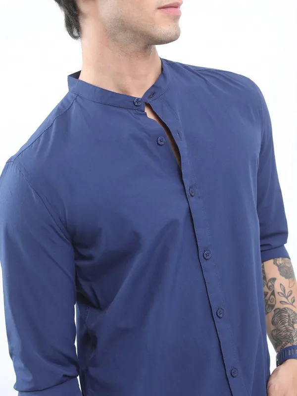 Ketch Men Blue Solid Slim Fit Casual Shirts
