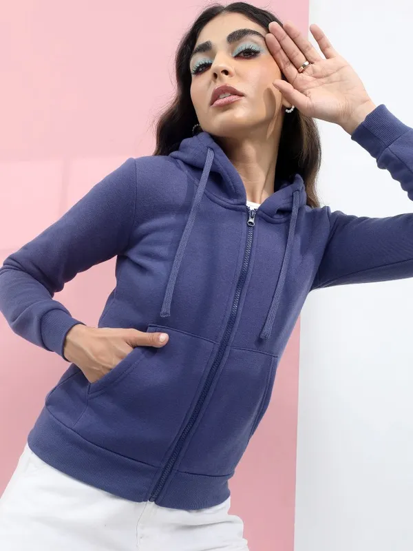  Tokyo Talkies Women Navy Blue Solid Front-Open Hood Sweatshirts