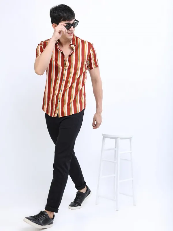 Men Slim Fit Casual Shirt