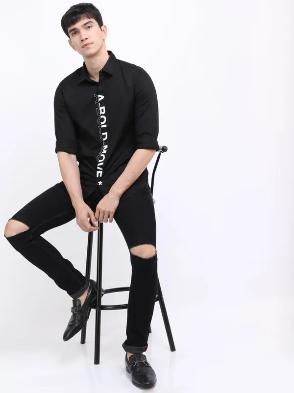 Highlander Men Black Printed Slim Fit Casual Shirts