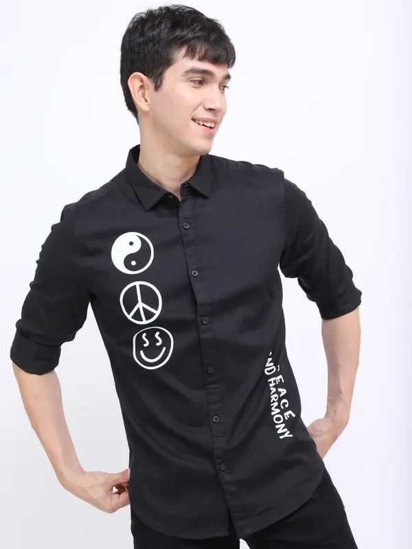  Ketch Men Black Printed Slim Fit Casual Shirts
