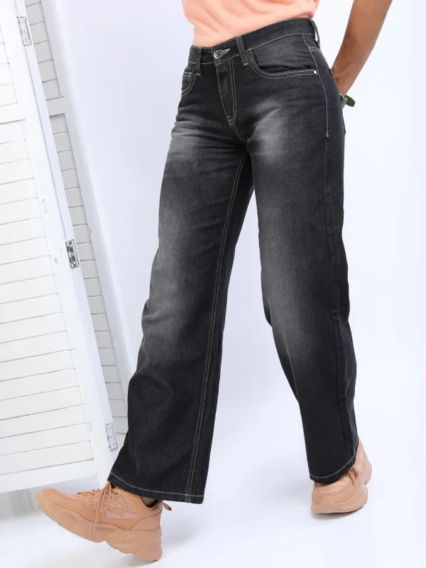  Tokyo Talkies Women Grey Straight Fit Clean Look Jeans