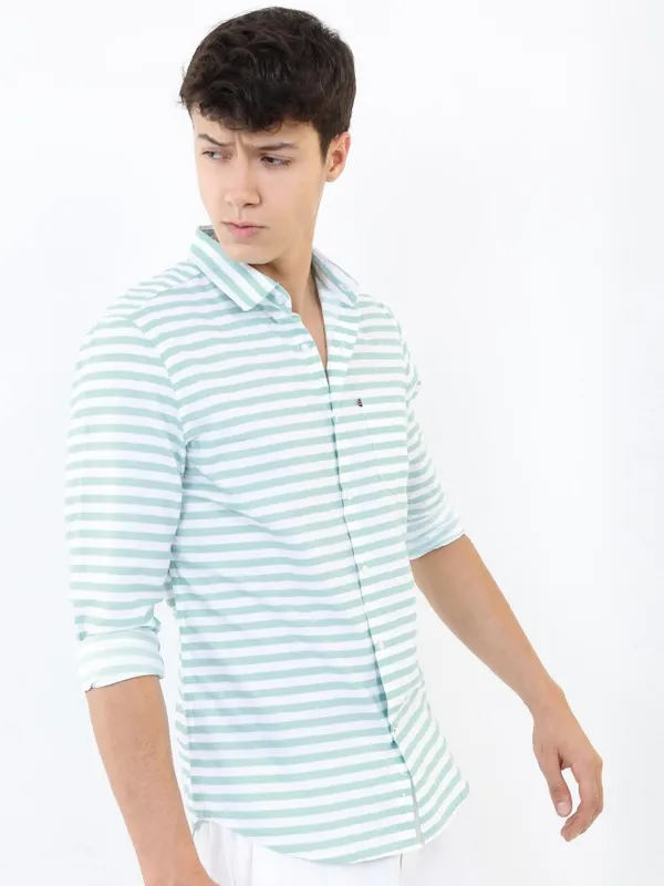 Men Slim Fit Casual Shirt