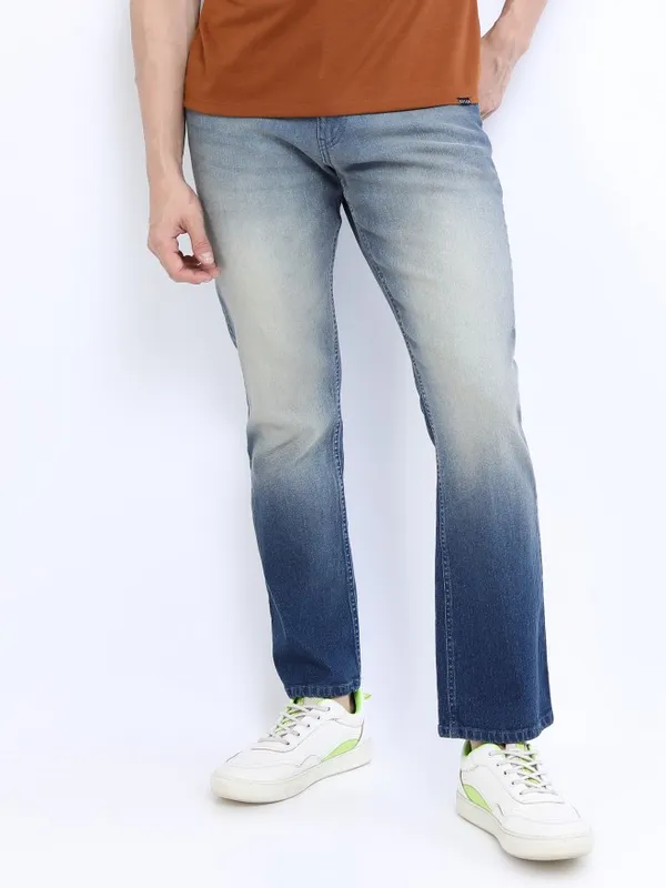  Highlander Men Blue Straight Fit Clean Look Jeans