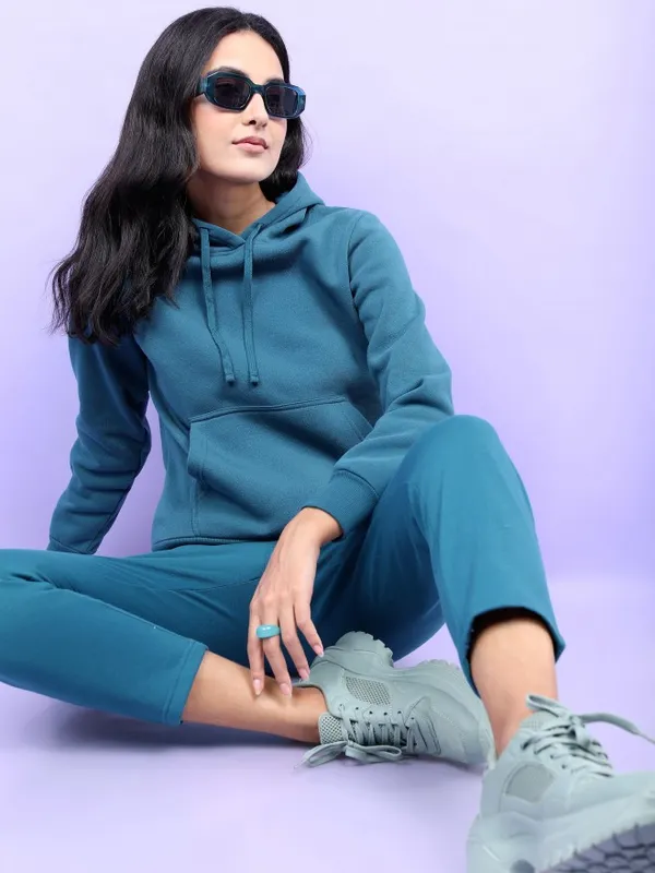  Tokyo Talkies Women Teal Solid Pullover Hood Sweatshirts