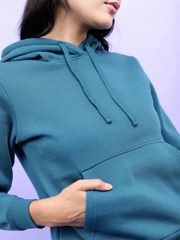  Tokyo Talkies Women Teal Solid Pullover Hood Sweatshirts
