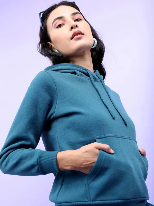  Tokyo Talkies Women Teal Solid Pullover Hood Sweatshirts