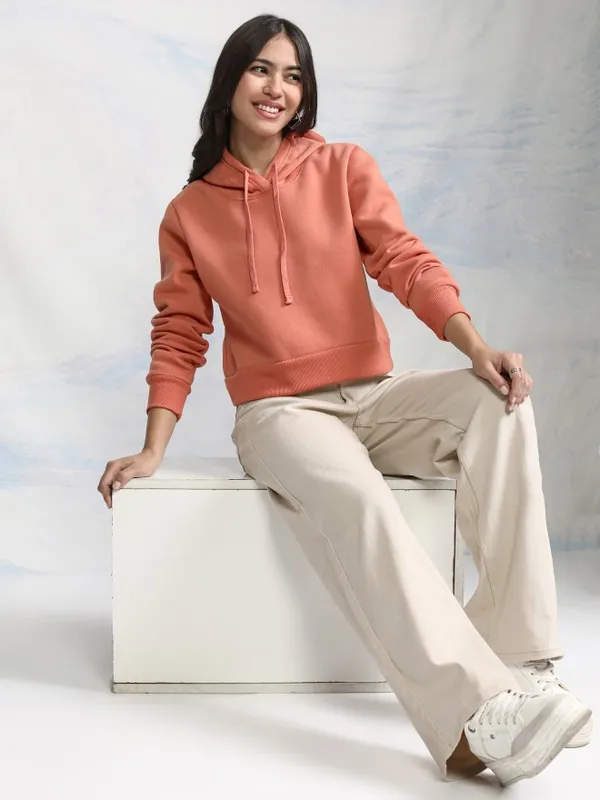  Tokyo Talkies Women Peach Solid Pullover Hood Sweatshirts