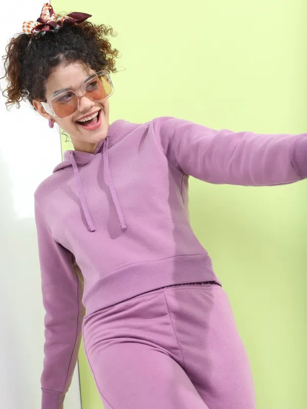  Tokyo Talkies Women Mauve Solid Pullover Hood Sweatshirts