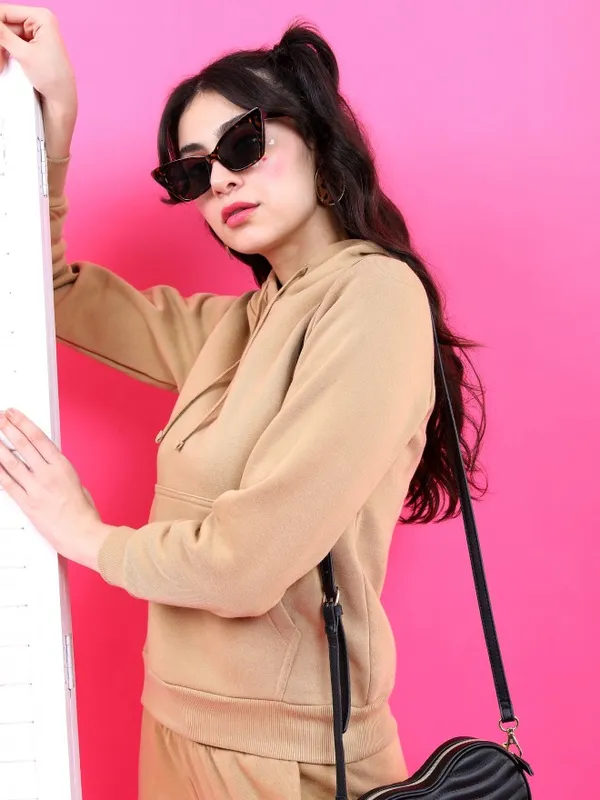  Tokyo Talkies Women Beige Solid Pullover Hood Sweatshirts