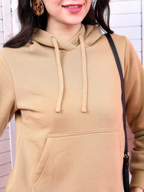  Tokyo Talkies Women Beige Solid Pullover Hood Sweatshirts