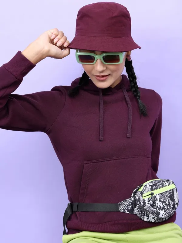  Tokyo Talkies Women Purple Solid Pullover Hood Sweatshirts