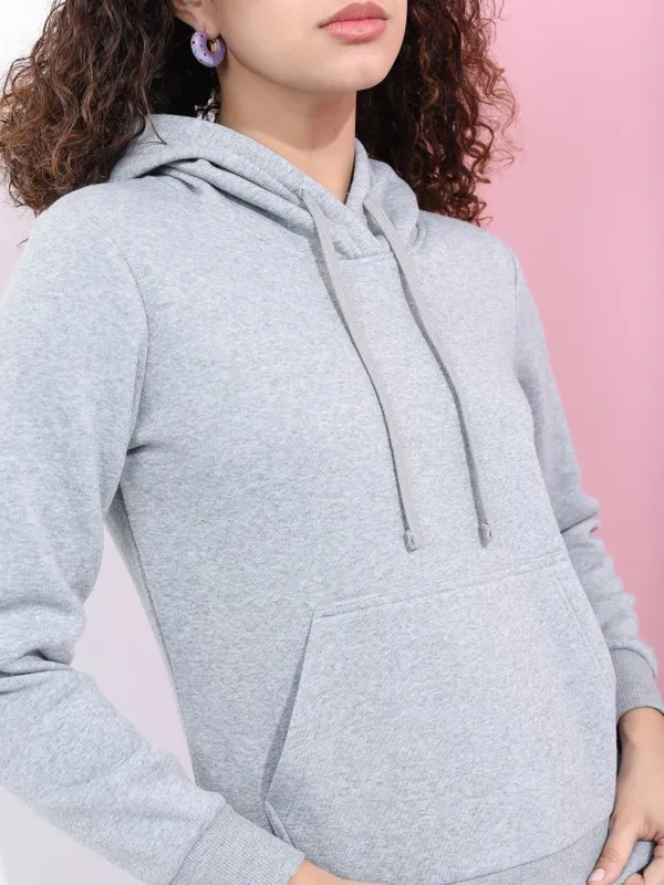  Tokyo Talkies Women Grey Solid Pullover Hood Sweatshirts