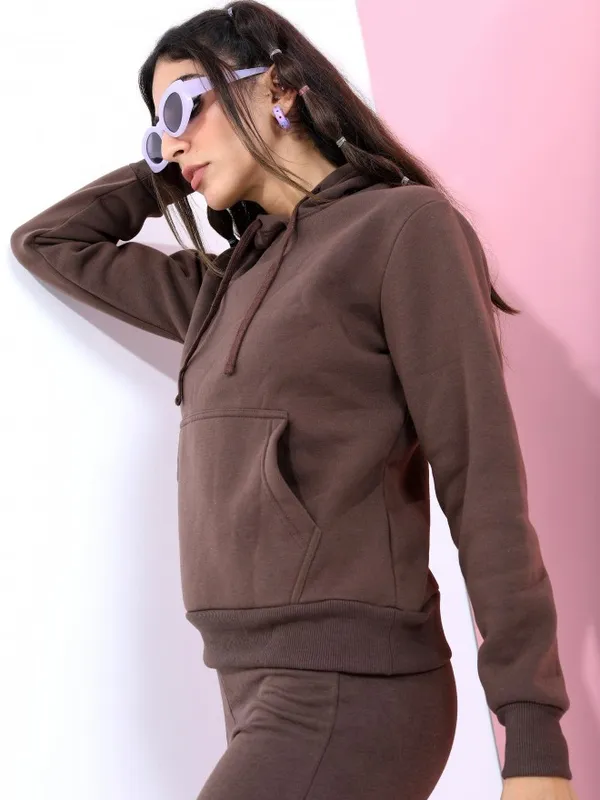  Tokyo Talkies Women Brown Solid Pullover Hood Sweatshirts