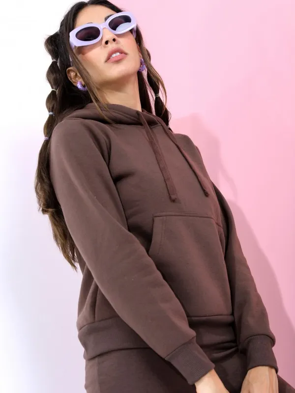  Tokyo Talkies Women Brown Solid Pullover Hood Sweatshirts