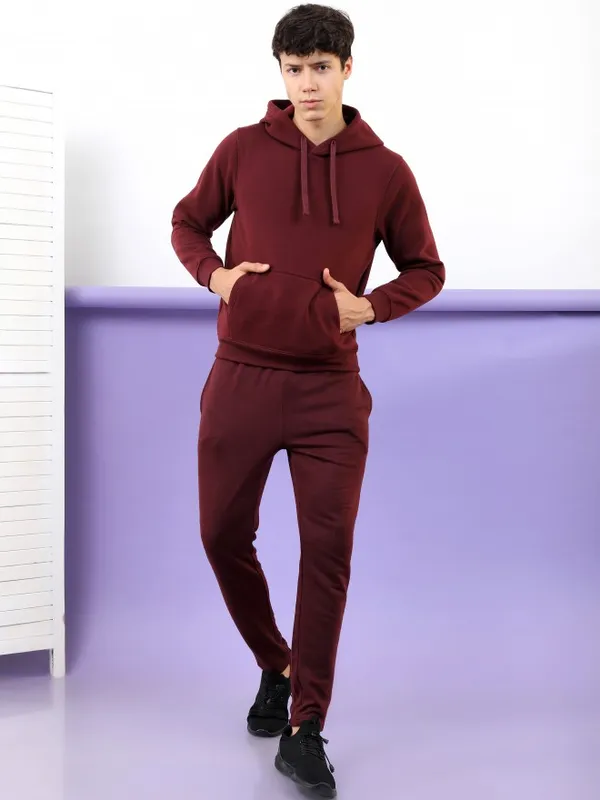  Highlander Men Burgundy Hood Pullover Sweatshirts