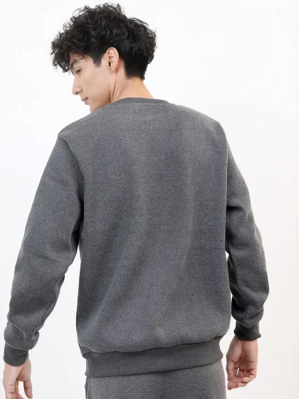  Ketch Men Grey Round Neck Pullover Sweatshirts