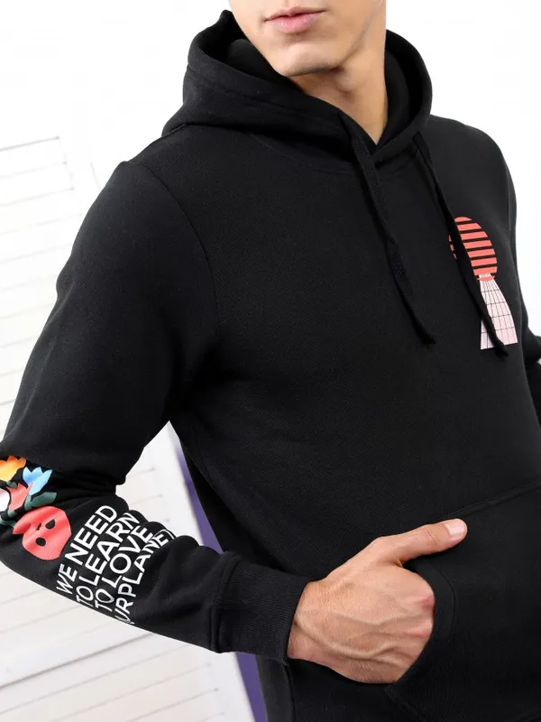  Highlander Men Black Hood Pullover Sweatshirts