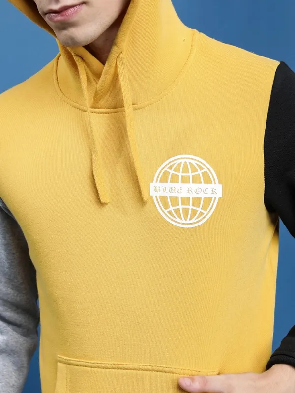  Highlander Men Yellow Hood Pullover Sweatshirts
