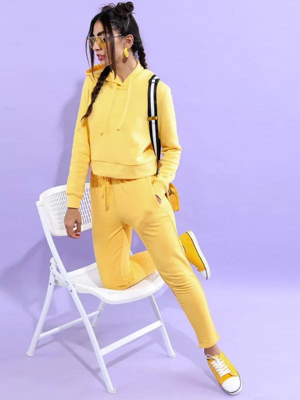  Tokyo Talkies Women Yellow Solid Pullover Hood Sweatshirts