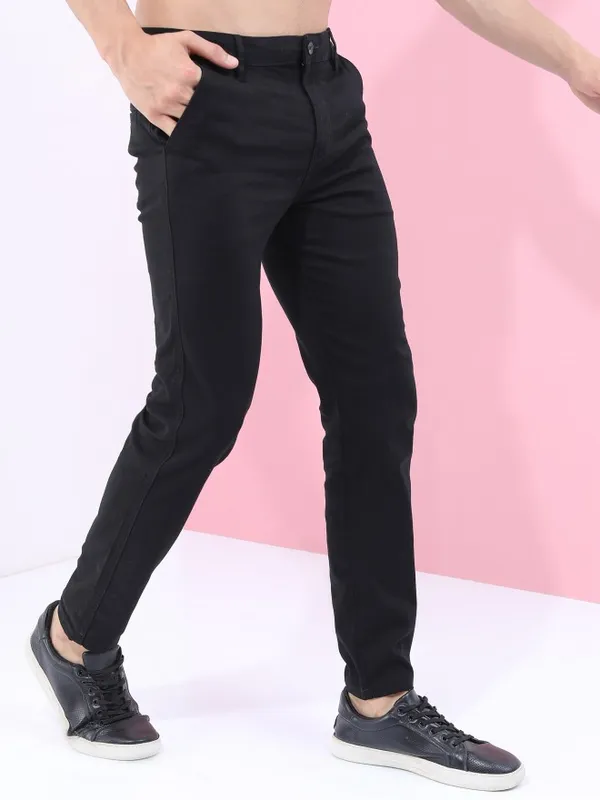  Highlander Men Black Slim Fit Solid Casual Trousers