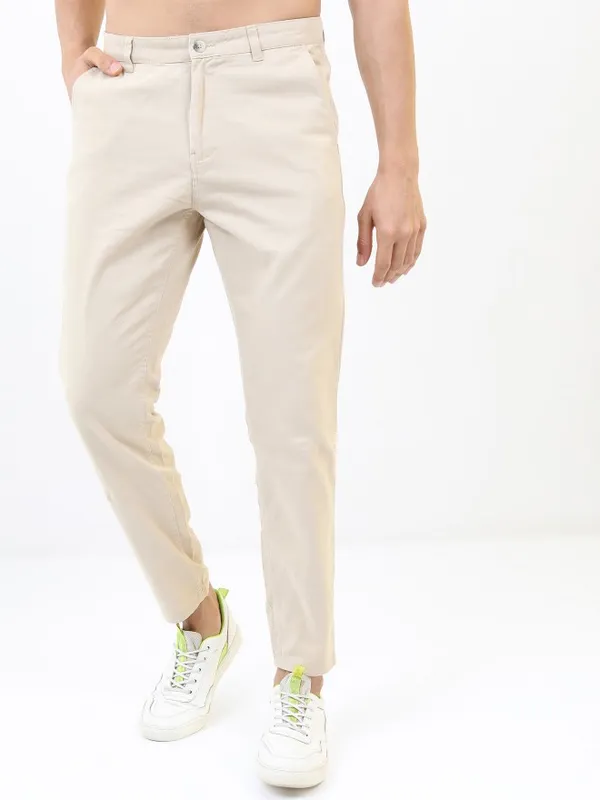  Highlander Men Beige Tapered Fit Solid Casual Trousers