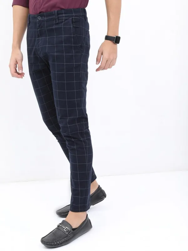  Highlander Men Navy Blue Slim Fit Checked Casual Trousers