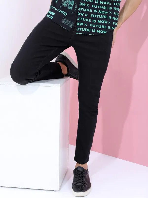  Highlander Men Black Tapered Fit Clean Look