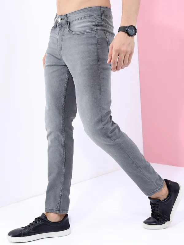  Highlander Men Grey Tapered Fit Clean Look Jeans