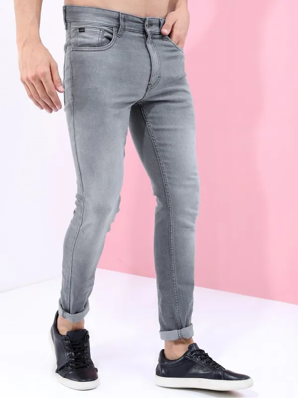  Highlander Men Grey Slim Fit Clean Look Jeans