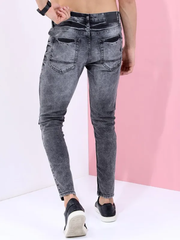  Highlander Men Grey Tapered Fit Clean Look Jeans