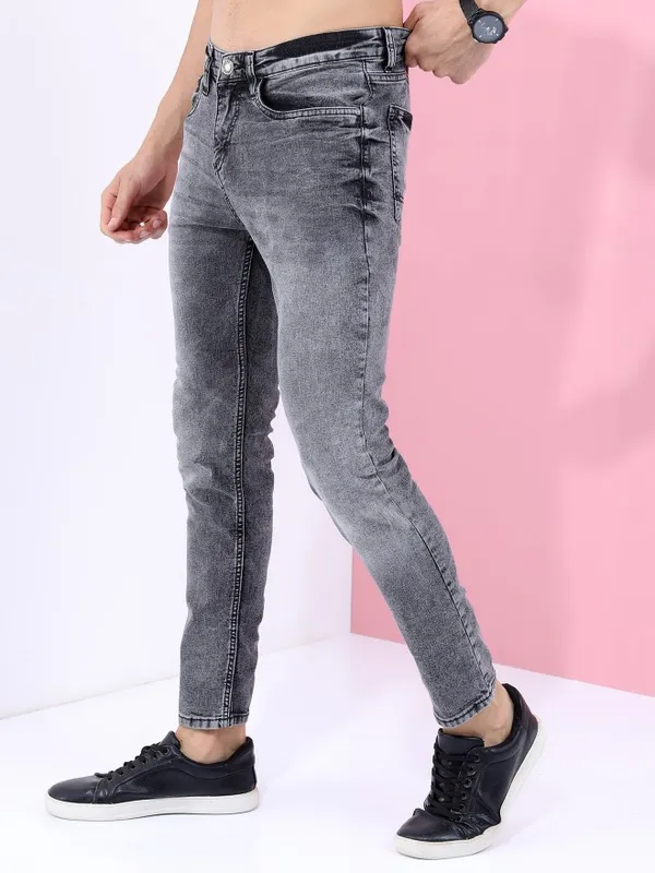  Highlander Men Grey Tapered Fit Clean Look Jeans