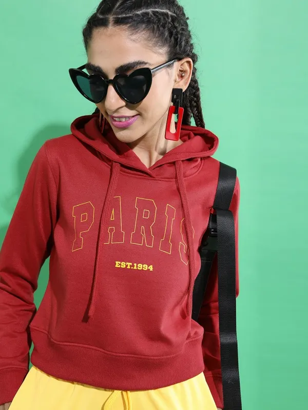  Tokyo Talkies Women Maroon Printed Pullover Hood Sweatshirts