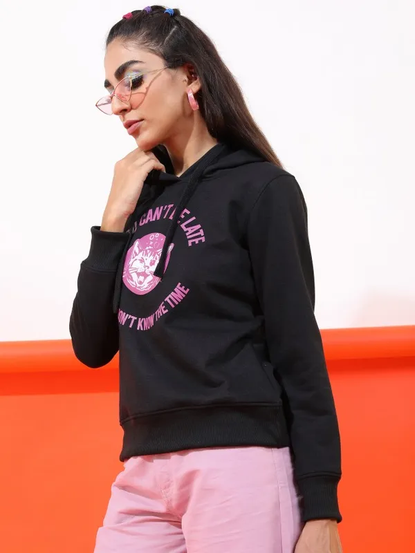  Tokyo Talkies Women Black Printed Pullover Hood Sweatshirts