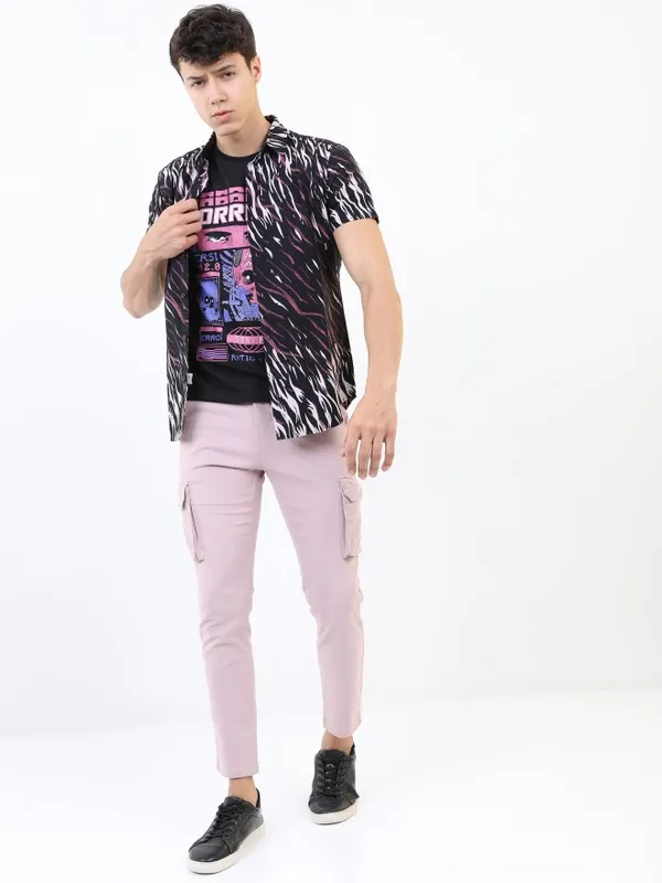  Ketch Men Black Printed Slim Fit Casual Shirts