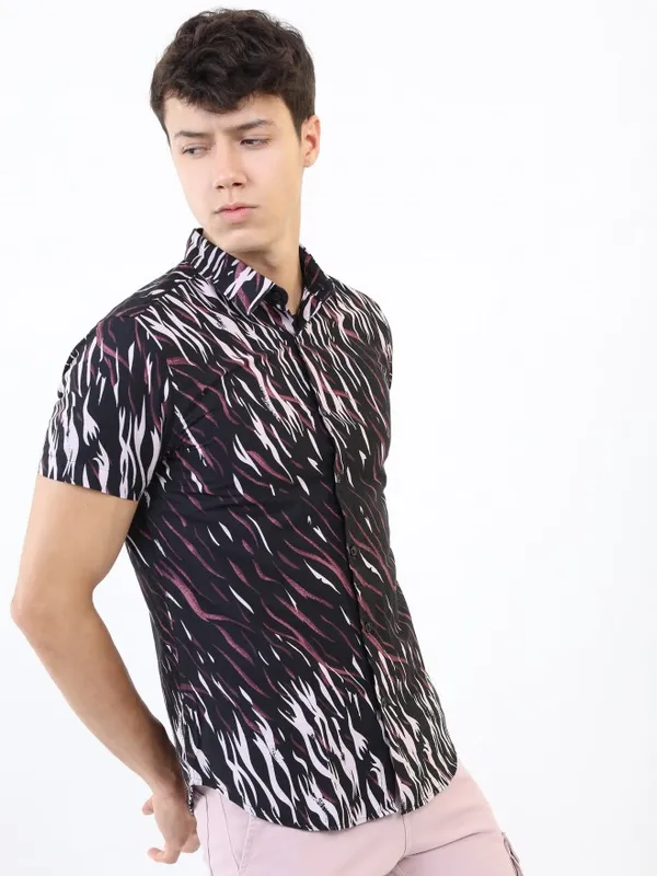  Ketch Men Black Printed Slim Fit Casual Shirts