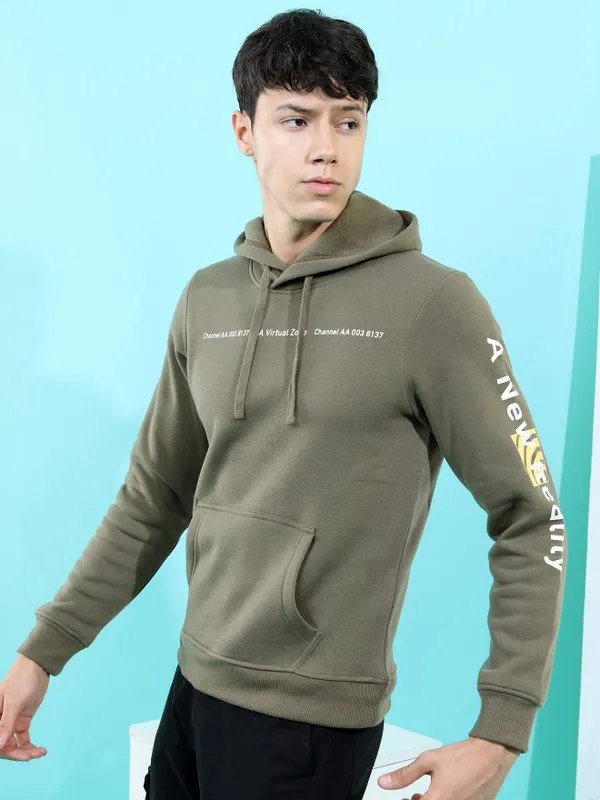  Highlander Men Olive Hood Pullover Sweatshirts