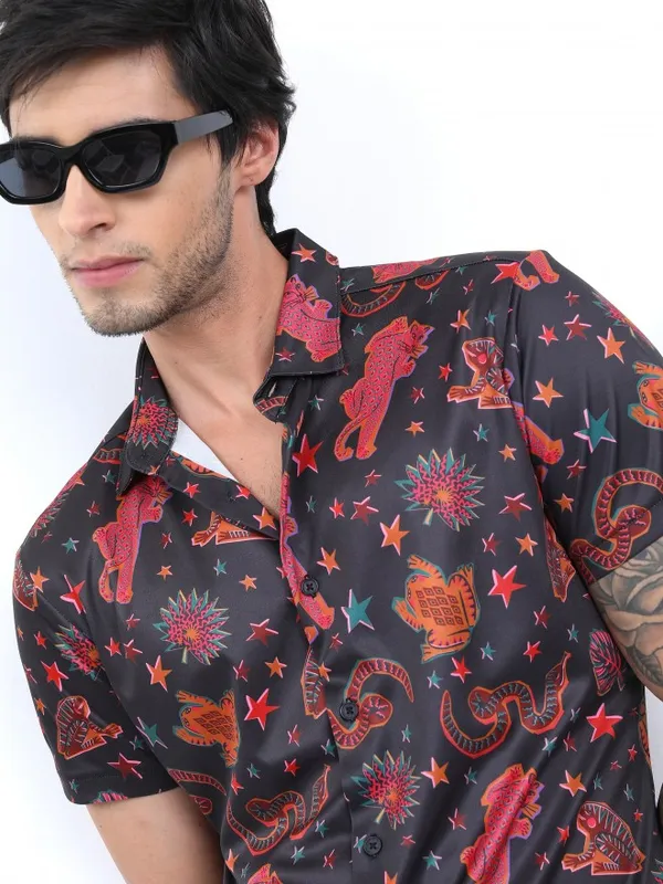  Ketch Men Black Printed Slim Fit Casual Shirts