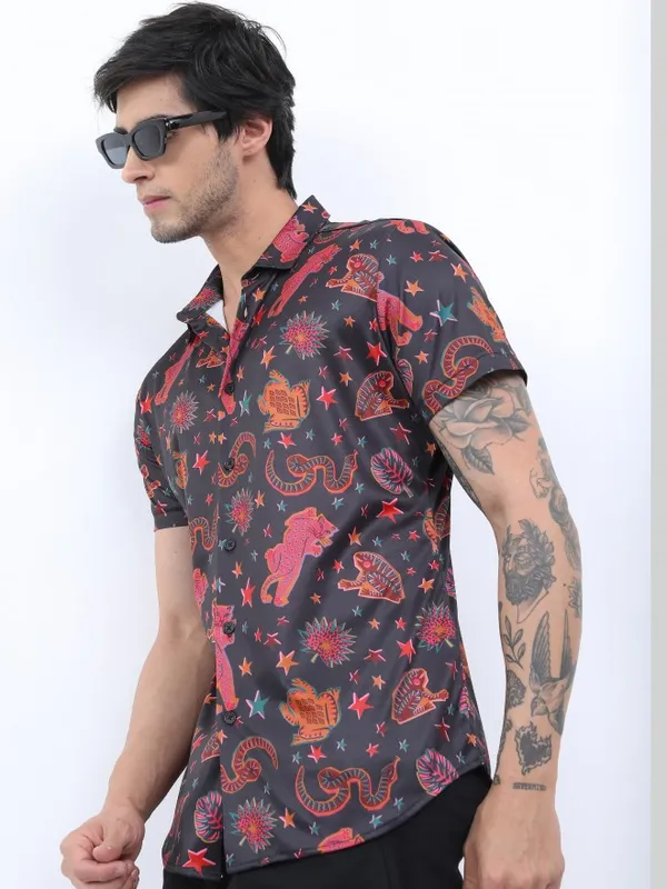  Ketch Men Black Printed Slim Fit Casual Shirts