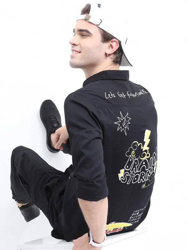  Ketch Men Black Printed Slim Fit Casual Shirts